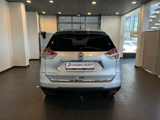 2016 Nissan X-Trail III, серебристый, 1550000 рублей, вид 4