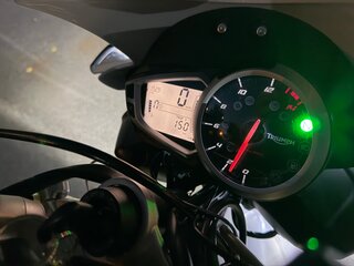 2015 Triumph Street Triple, белый, 800000 рублей, вид 2