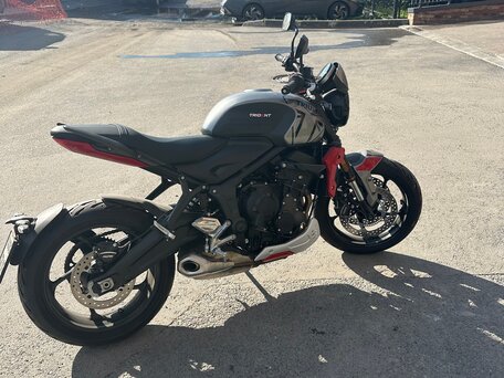 2022 Triumph Trident 660, серый, 1200000 рублей, вид 2