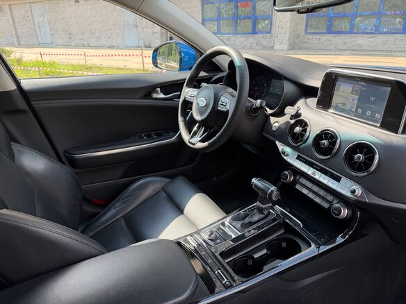 2019 Kia Stinger I, синий - вид 9