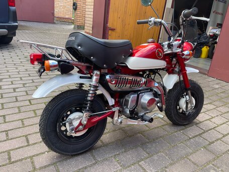 2000 Honda Z50, красный, 390000 рублей, вид 5