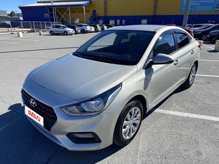 2019 Hyundai Solaris II, серый, 1550000 рублей, вид 2