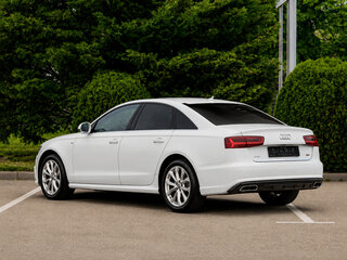 2018 Audi A6 IV (C7) Рестайлинг, белый, 1955000 рублей, вид 4