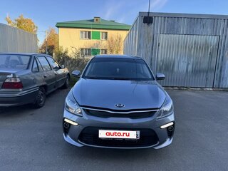 2018 Kia Rio IV, серый, 1100000 рублей, вид 1
