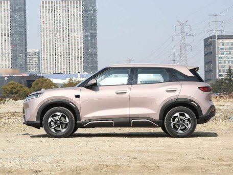 2026 BYD Yuan Up, розовый, 2400000 рублей, вид 4