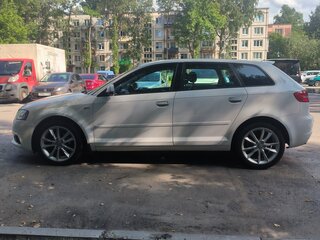 2012 Audi A3 II (8P) Рестайлинг 2, белый, 900000 рублей, вид 4