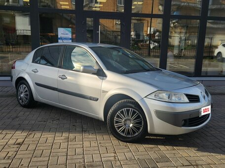 2006 Renault Megane II Рестайлинг, серый, 320000 рублей, вид 2