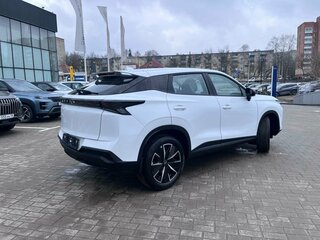 2026 Omoda C5 II, белый, 2399000 рублей, вид 4