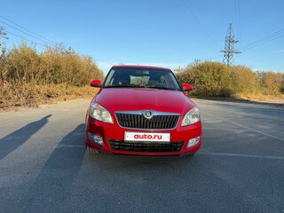 2013 Skoda Fabia II Рестайлинг, красный, 715000 рублей, вид 1