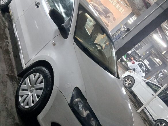 2016 Volkswagen Polo V Рестайлинг, белый, 380000 рублей - вид 8