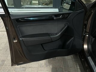 2017 Skoda Rapid I Рестайлинг, коричневый, 985000 рублей, вид 5