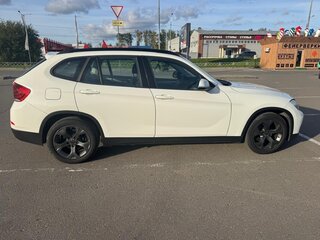 2013 BMW X1 18i I (E84) Рестайлинг, белый, 1100000 рублей, вид 2