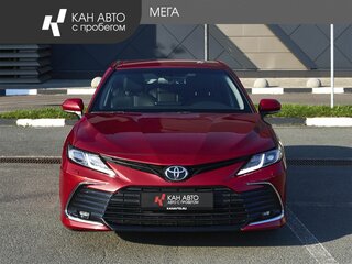 2021 Toyota Camry VIII (XV70) Рестайлинг, красный, 2198000 рублей, вид 3