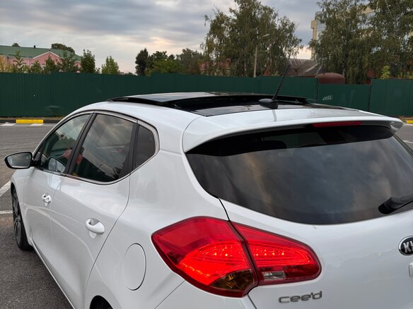 2013 Kia Ceed II, белый, 1170000 рублей - вид 10
