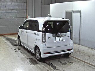 2019 Honda N-WGN I Рестайлинг, белый, 730000 рублей, вид 4