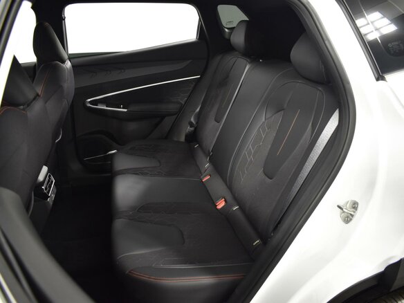 2026 Geely Cityray, белый, 2479900 рублей - вид 8