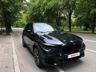 2019 BMW X5 30d IV (G05/G18), чёрный, 6500000 рублей, вид 3