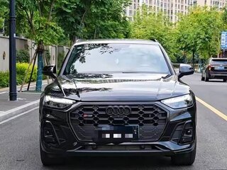 2024 Audi SQ5 II (FY) Рестайлинг, чёрный, 8640000 рублей, вид 3