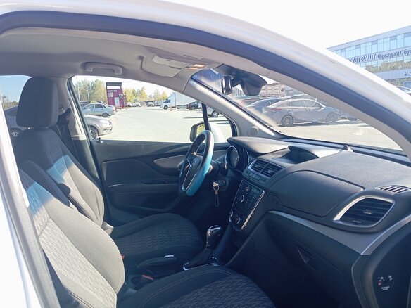 2013 Opel Mokka I, белый, 1045000 рублей - вид 4