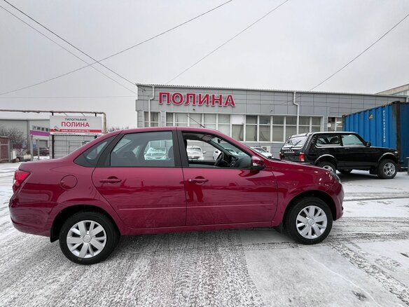 2026 Lada (ВАЗ) Granta I Рестайлинг, красный, 1121000 рублей - вид 9