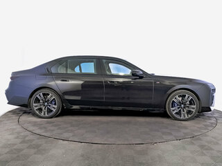 2023 BMW 7 серии 740d xDrive VII (G70), чёрный, 11400000 рублей, вид 4