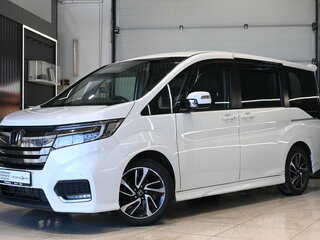 2020 Honda Stepwgn Spada V Рестайлинг, белый, 2295000 рублей, вид 3