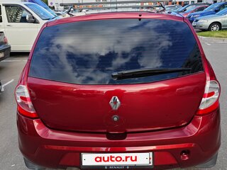2013 Renault Sandero I, красный, 590000 рублей, вид 3