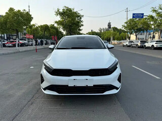 2023 Kia K3 II (China Market) Рестайлинг, белый, 1489000 рублей, вид 2