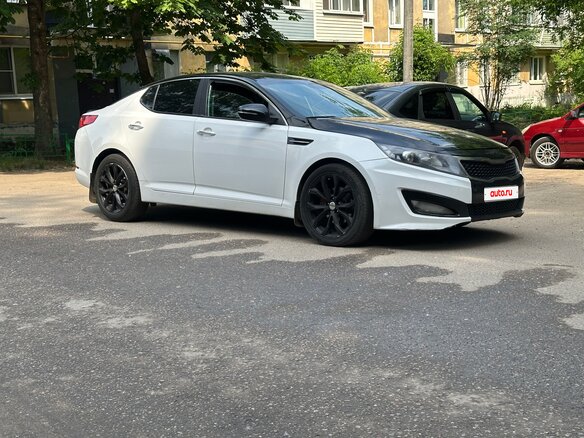 2013 Kia Optima III, белый, 900000 рублей - вид 3