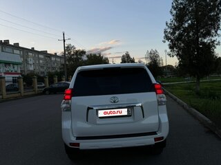 2013 Toyota Land Cruiser Prado 150 Series, белый, 2800000 рублей, вид 2