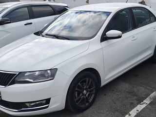 2017 Skoda Rapid I Рестайлинг, белый, 1200000 рублей, вид 4