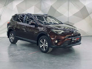 2017 Toyota RAV4 IV (XA40) Рестайлинг, коричневый, 2320000 рублей, вид 3
