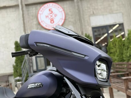 2025 Harley-Davidson Street Glide, фиолетовый, 3750000 рублей, вид 4