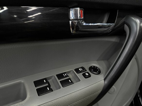 2010 Kia Sorento II, чёрный, 1119900 рублей - вид 18