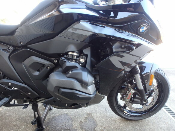 2025 BMW R 1300 RS, чёрный, 2550000 рублей - вид 15