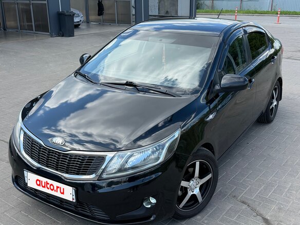2014 Kia Rio 6-speed III, чёрный, 750000 рублей