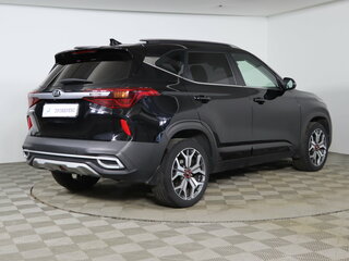2020 Kia Seltos I, чёрный, 2049990 рублей, вид 5