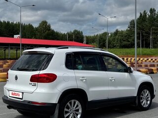 2012 Volkswagen Tiguan I Рестайлинг, белый, 1250000 рублей, вид 3