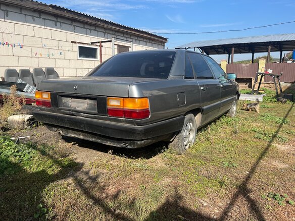 1988 Audi 100 III (C3) Рестайлинг, серый, 120000 рублей - вид 3