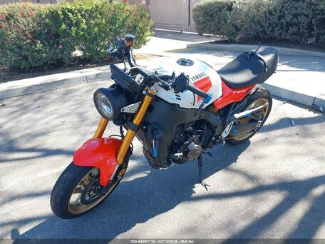 2025 Yamaha XSR900, чёрный, 1055354 рублей, вид 5