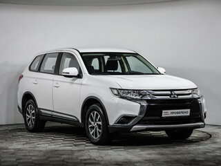 2017 Mitsubishi Outlander III Рестайлинг 2, белый, 1523777 рублей, вид 3