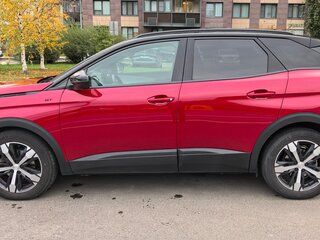 2021 Peugeot 3008 II Рестайлинг, красный, 3000000 рублей, вид 3