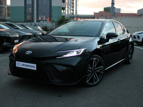 Toyota Camry IX (XV80) China Market