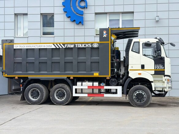 2026 FAW J6 CA3250, белый, 13700000 рублей - вид 6