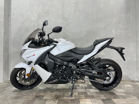 2018 Suzuki GSX-S 1000 F, белый, 990000 рублей, вид 2