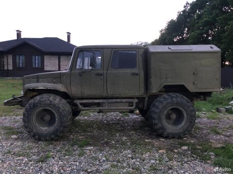 2006 ГАЗ 3308, зелёный, 1550000 рублей, вид 2