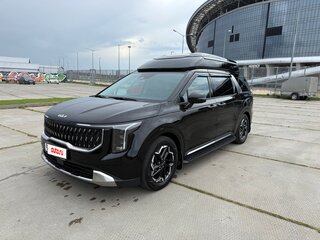 2024 Kia Carnival IV Рестайлинг, чёрный, 3300000 рублей, вид 2