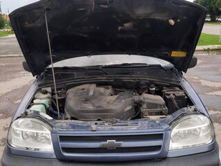 2008 Chevrolet Niva I, серый, 323000 рублей, вид 3