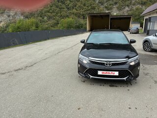 2016 Toyota Camry VII (XV50) Рестайлинг, чёрный, 1800000 рублей, вид 2