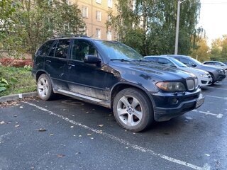 2004 BMW X5 4.4i I (E53) Рестайлинг, чёрный, 750000 рублей, вид 2